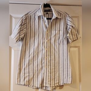 David Taylor white striped short sleeve button up shirt size 15 1/2 short